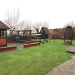 Ferien Unterm Reetdach Bis Zu 6 Personen Apartman *