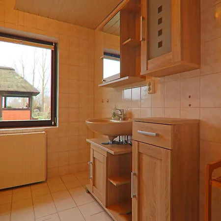 شقة Ferien Unterm Reetdach Bis Zu 6 Personen *