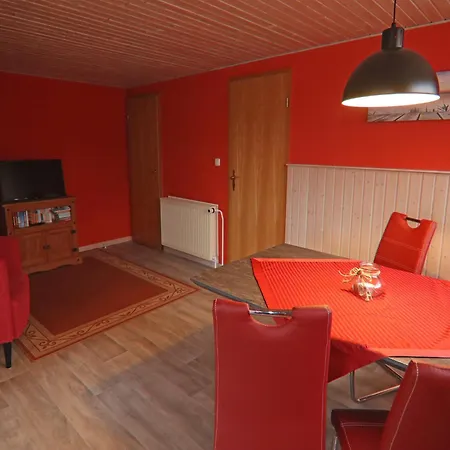 شقة Ferien Unterm Reetdach Bis Zu 6 Personen