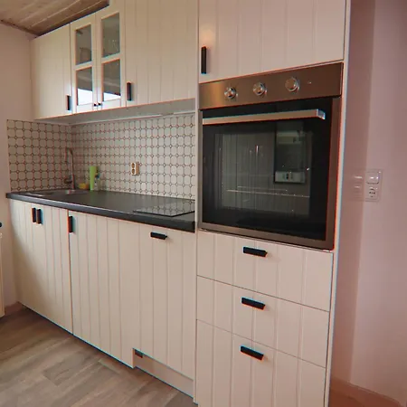 شقة Ferien Unterm Reetdach Bis Zu 6 Personen